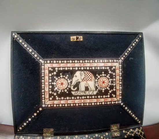 Coffret panier indo européen.