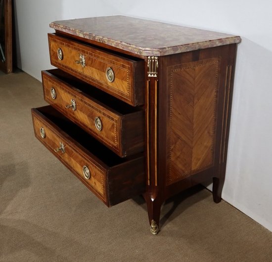 Small chest of drawers in Precious Wood Marquetry, stamped C-M. Magnien, Louis XVI period - XVIIIth century