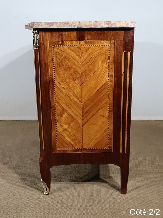 Small chest of drawers in Precious Wood Marquetry, stamped C-M. Magnien, Louis XVI period - XVIIIth century