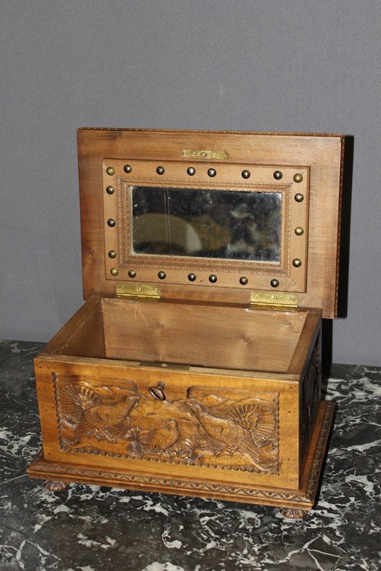 Walnut box with animals decoration end of XIX