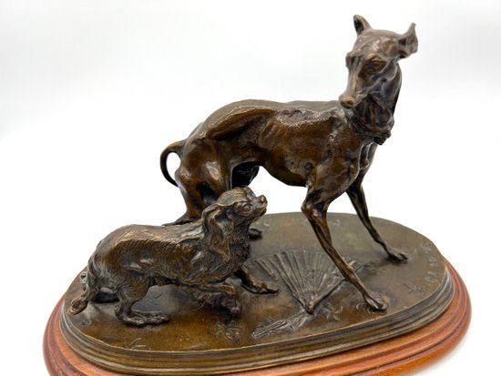 Animal bronze statue Greyhound dog and King Charles with a fan by Pierre-Jules Mène 19th