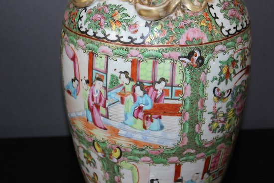 Paire de vases de Canton , Chine fin XIX