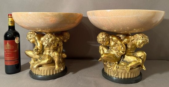 PAIR OF VERY RARE CUPS IN MARBLE AND GILDED BRONZE AFTER CLODION