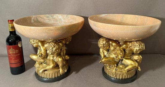 PAIR OF VERY RARE CUPS IN MARBLE AND GILDED BRONZE AFTER CLODION