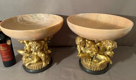 PAIR OF VERY RARE CUPS IN MARBLE AND GILDED BRONZE AFTER CLODION