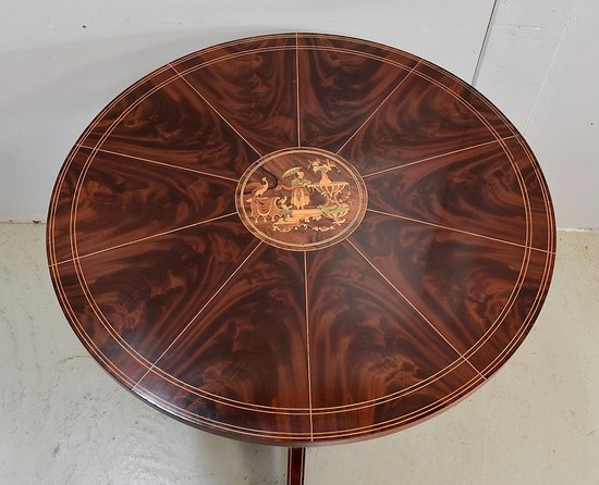 Pedestal table in mahogany burl veneer and marquetry, Charles X period - Early 19th century