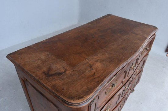 Curved Walnut Commode Eighteenth Time With 3 Snail Feet Drawers