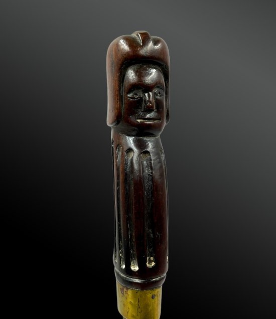 ANTHROPOMORPHE FLARE KNIFE - Iroquois or Huron culture, Great Lakes region, Canada - About 1850