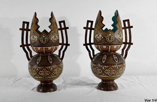 Important Cloisonné Ceramic Vases, Hispano-Moorish - Late 19th century