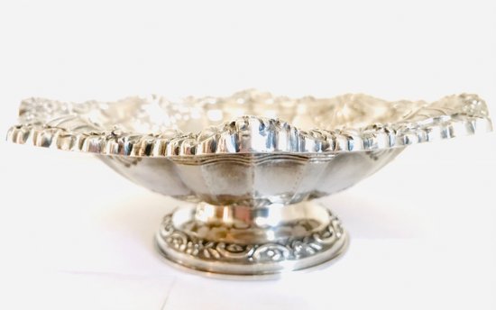 Reis Porto silver bowl on pedestal