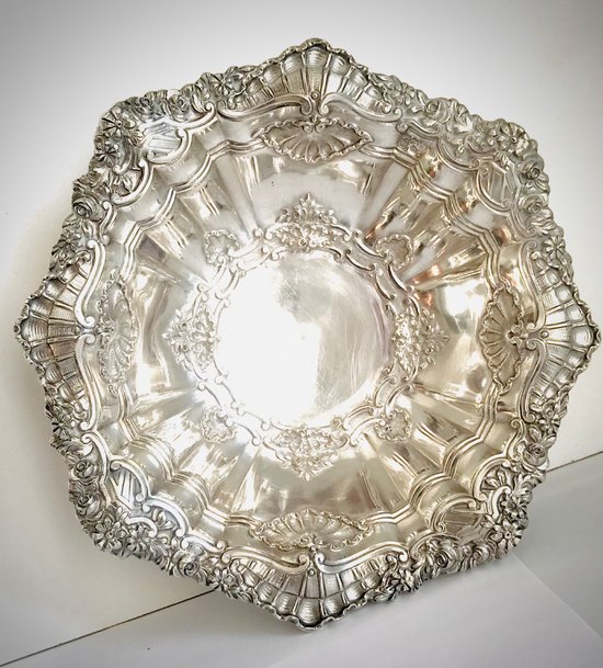 Reis Porto silver bowl on pedestal