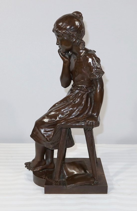 Bronzo "Ragazza seduta", di A. Massoulle - Fine XIX secolo