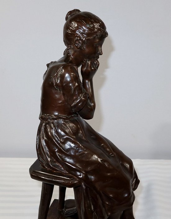 Bronzo "Ragazza seduta", di A. Massoulle - Fine XIX secolo