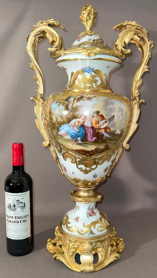 Large Meissen porcelain vase mounted in gilt bronze XIXth century