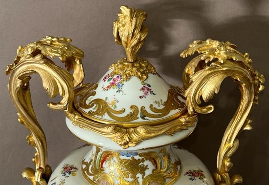 Large Meissen porcelain vase mounted in gilt bronze XIXth century