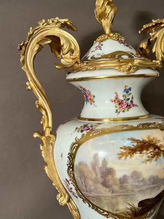 Large Meissen porcelain vase mounted in gilt bronze XIXth century