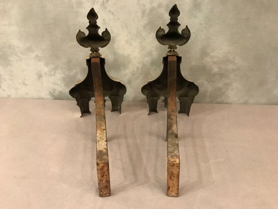 Coppia di antichi candelabri in bronzo del XIX secolo in stile Luigi XVI