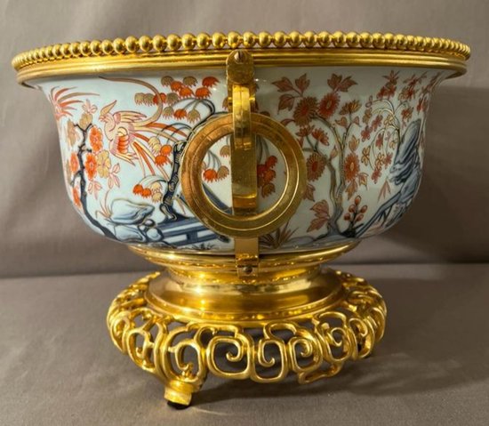 Large Cup In Imari Porcelain And Gilt Bronze Mount Nineteenth