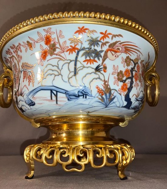 Large Cup In Imari Porcelain And Gilt Bronze Mount Nineteenth