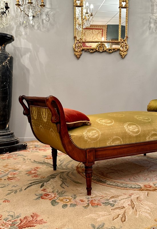 Jacob Frères, Meridian Rest Bed In Mahogany Directoire Period Around 1795