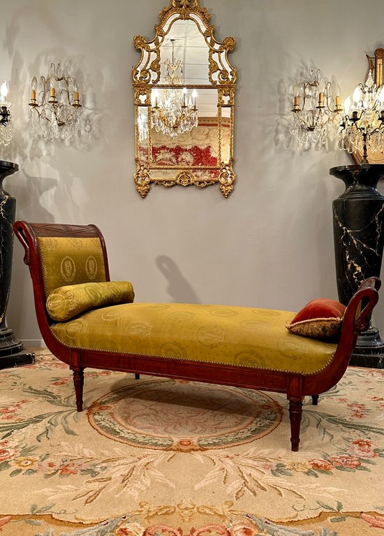 Jacob Frères, Meridian Rest Bed In Mahogany Directoire Period Around 1795