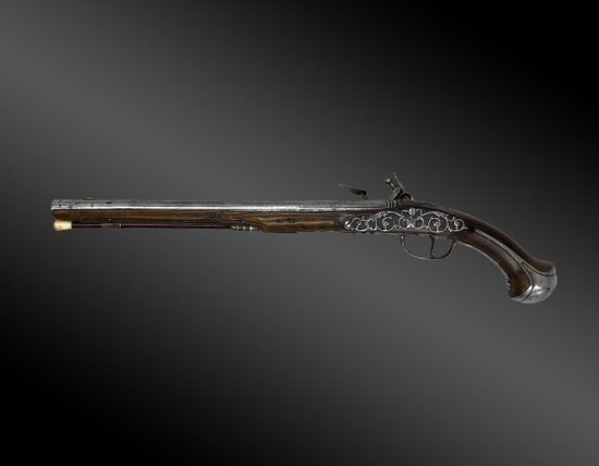 Flintlock pistol, signed P. POULCE à SEDAN - France - XVIIIth