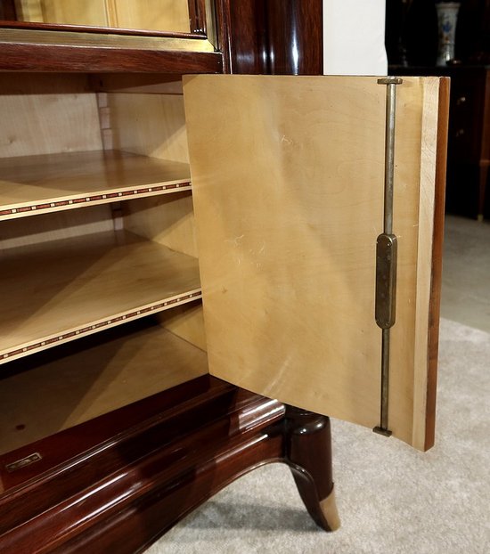 Showcase cabinet in Rio Rosewood, attributed to J. Leleu, Art Deco – 1940