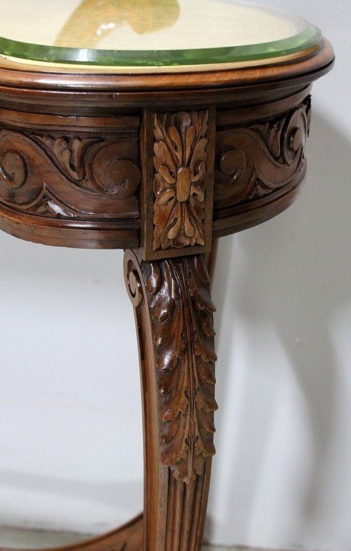 Atypical Rognon Dressing table in solid Walnut, Louis XVI style - Early XXth century