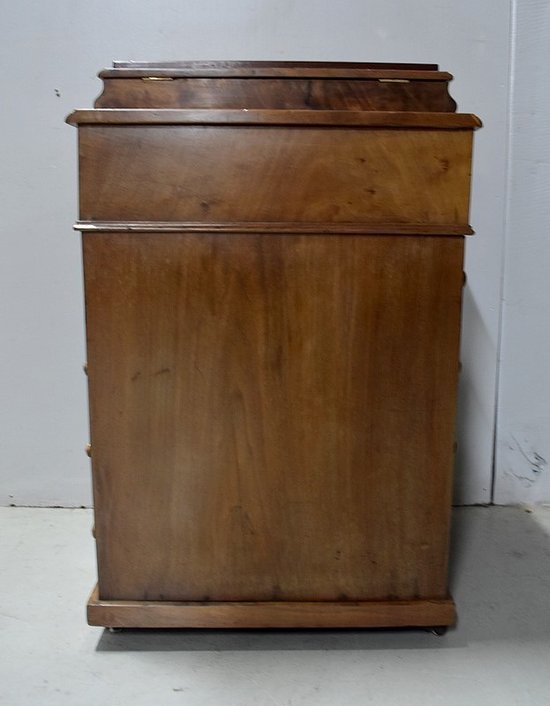 Small Davenport Walnut Desk, England, Victorian - 19th century