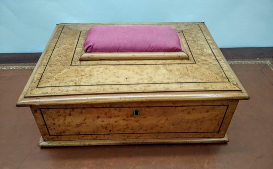 Sewing box