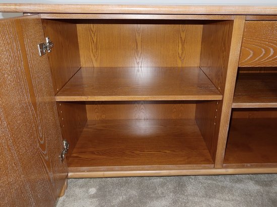 Credenza Italo Gasparucci in rovere cerato - 1970