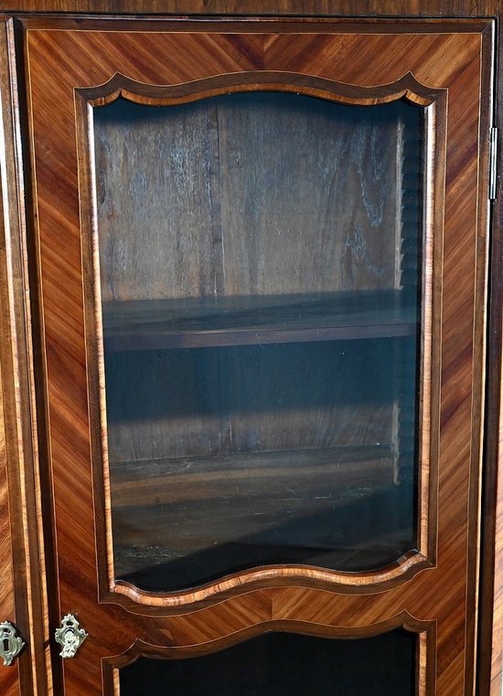 Bookcase in Rosewood and Indigenous, Louis XV period – 18th century