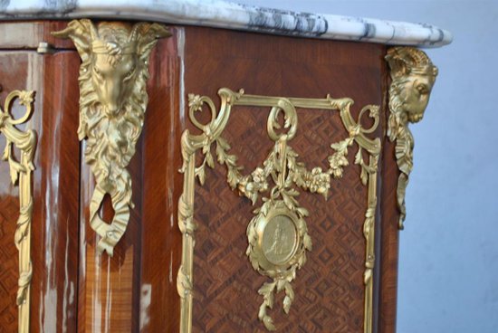 Sideboard mit eingelegter Tür Übergang Stil vergoldete Bronze