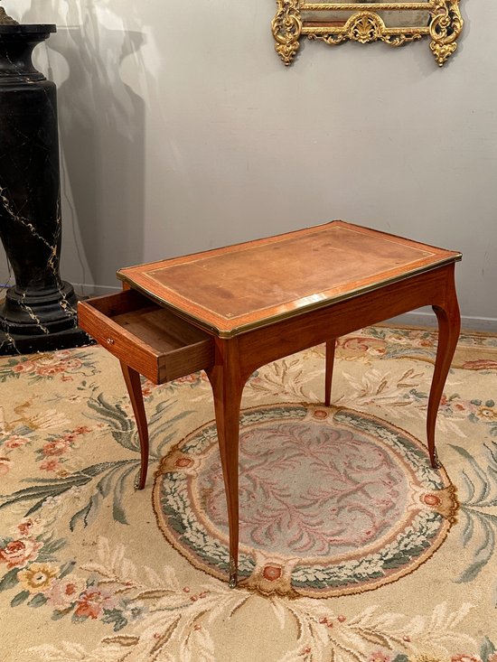 Louis XV Style Writing Table 19th Century