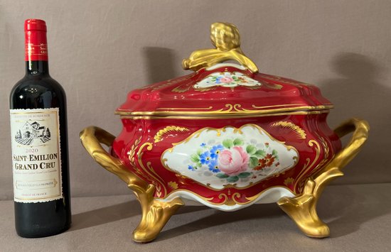 Grand Soupière en porcelaine Style Louis XV 