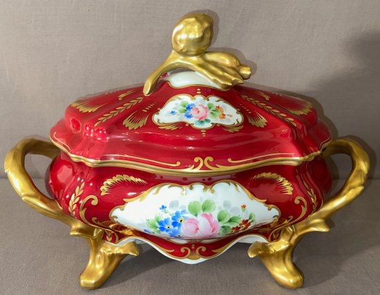 Grand Soupière en porcelaine Style Louis XV 