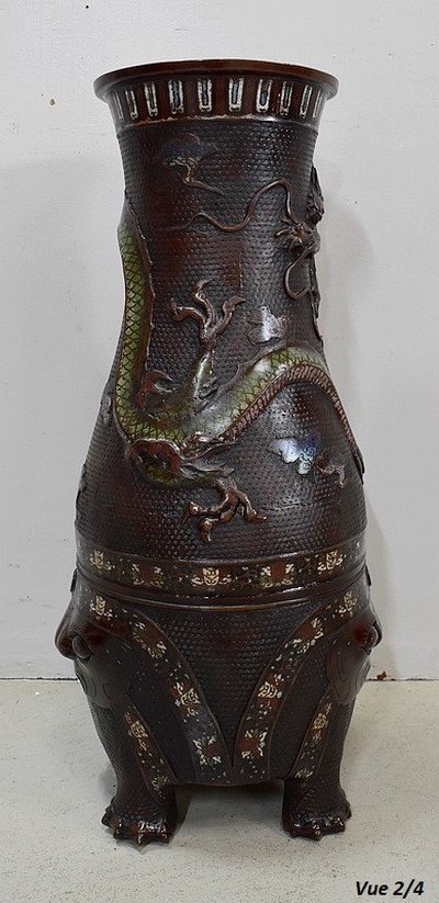 Important Vase Cloisonné en Cuivre, origine Chine – Fin XIXe