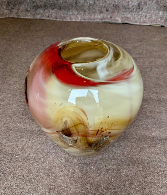 Vase en verre soufflé 