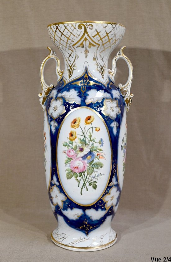 Important Bayeux Porcelain Vase - Late 19th Century