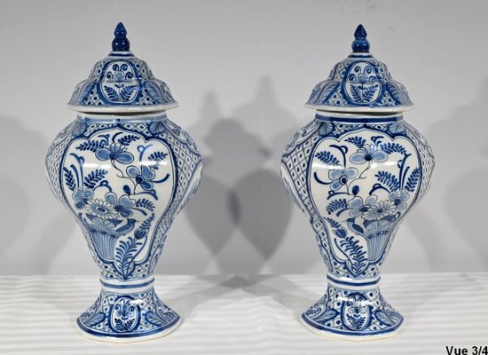 Paire de Vases en Faïence de Delft – Début XXe