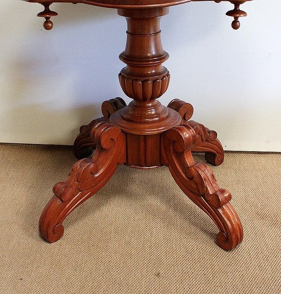 Small Mahogany Violin Pedestal Table - 2nd half of the 19th century