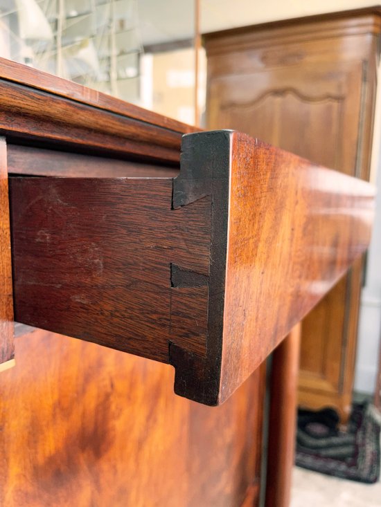 Mahogany secretary of style EMPIRE with detached columns