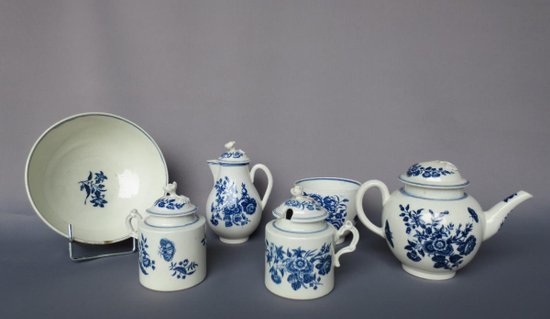 Porcelaines De Caughley XVIIIe Siècle.