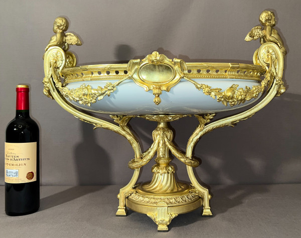 Large Cup Center Of Table in Porcelain of Paris And Chased Bronze Gilded XIXth