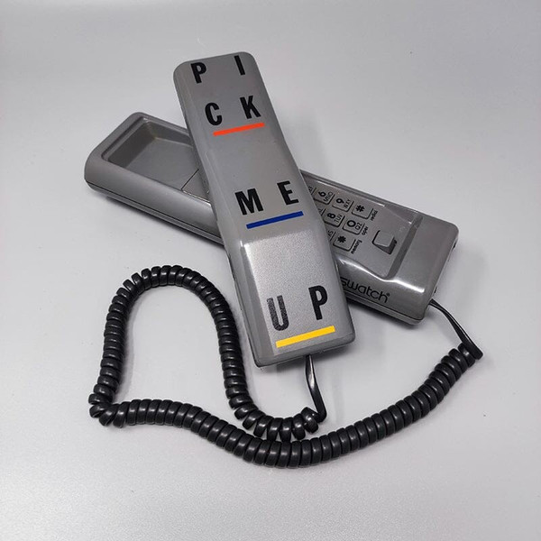 1980 Superbe téléphone Swatch "Pick me Up". Style de Memphis