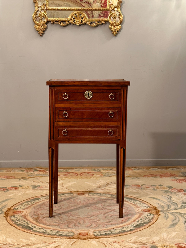 Petite Table Chiffonnière d'Epoque Louis XVI Vers 1780