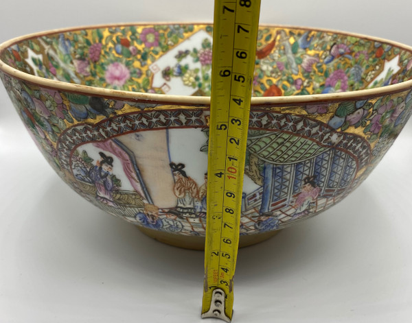 LARGE BOWL IN CANTON