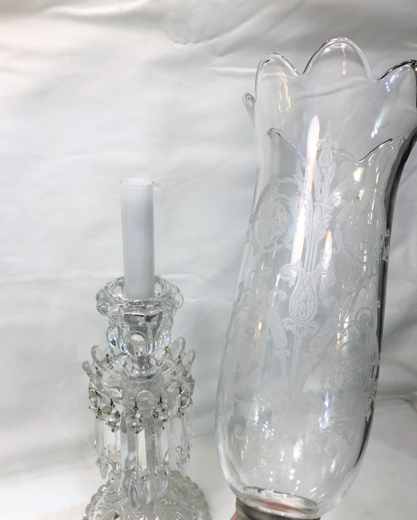 Electric candle lamp in crystal with pendants stamped BACCARAT