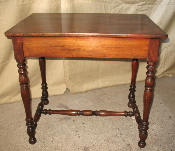 Small writing table desk 19th century in solid walnut Louis XIII style