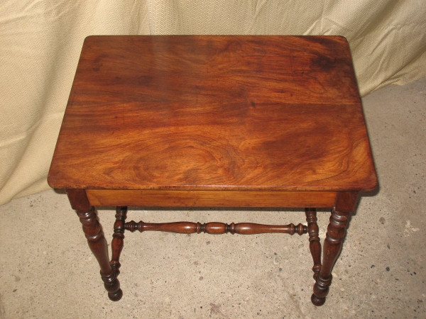 Small writing table desk 19th century in solid walnut Louis XIII style